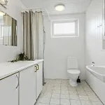 3 Bedroom Gorgeous In Aakirkeby Nyaraló