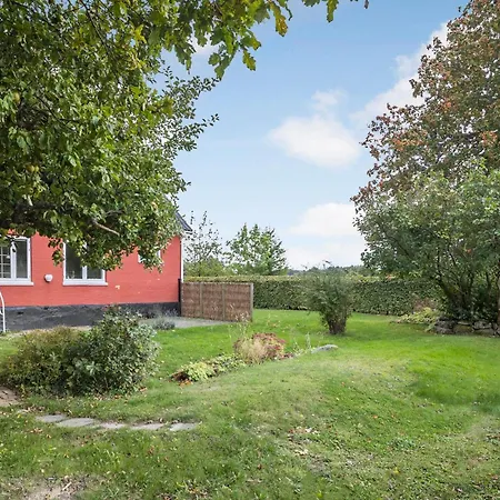 3 Bedroom Gorgeous In Aakirkeby Feriehus *